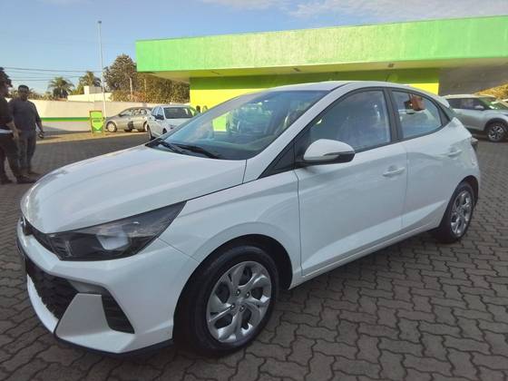 HYUNDAI HB20 1.0 12V FLEX COMFORT PLUS MANUAL HYUNDAI HB20 1.0 12V FLEX COMFORT PLUS MANUAL